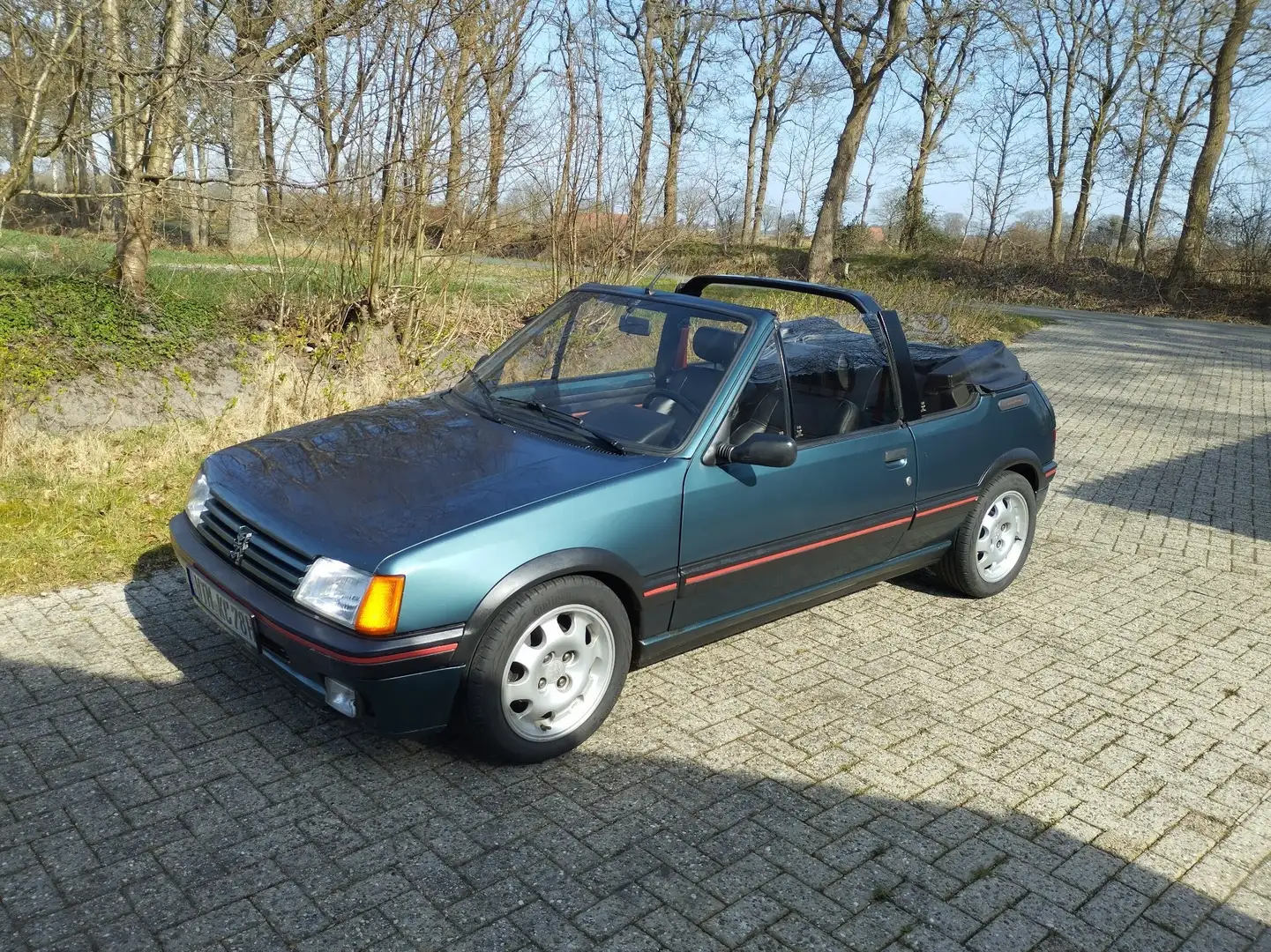 Peugeot 205 CTI H Zulassung Oldtimer Sammlerzustand Verde - 1