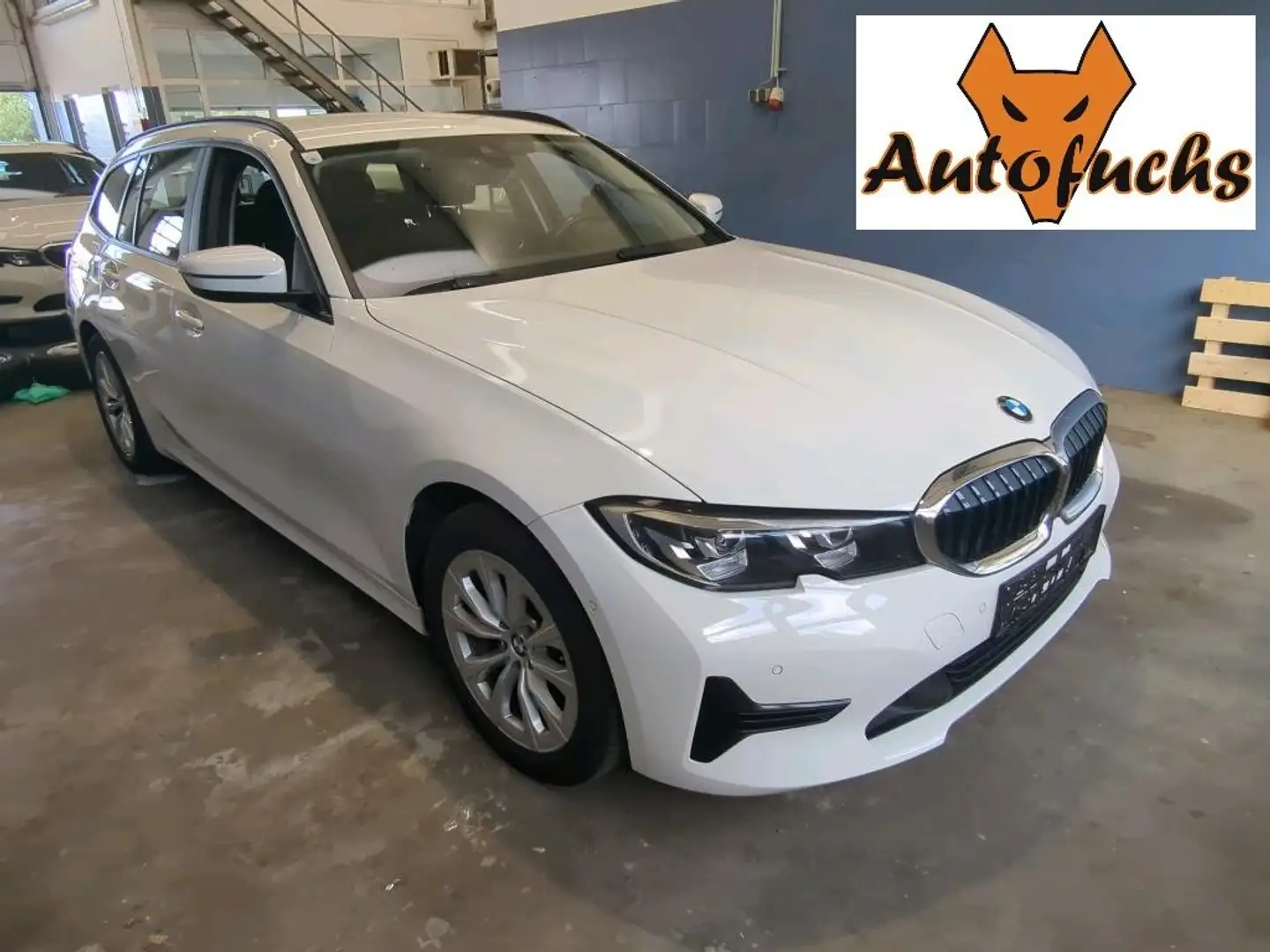 BMW 316 316d 48 V Touring Aut. * Virtual, PDC, Navi, usw.* Weiß - 1