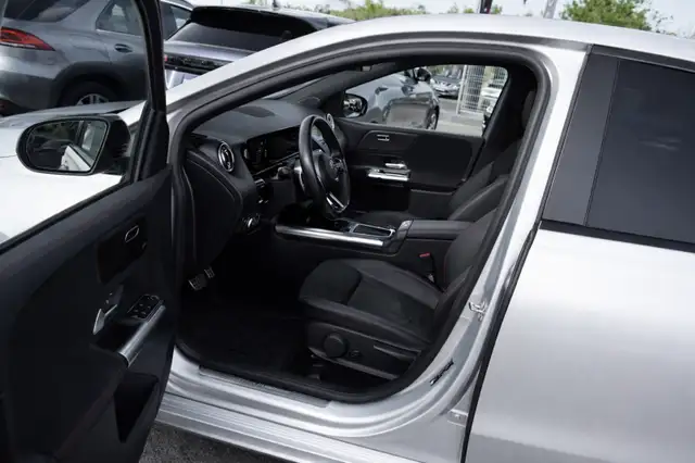 Mercedes-Benz B-Class view 15