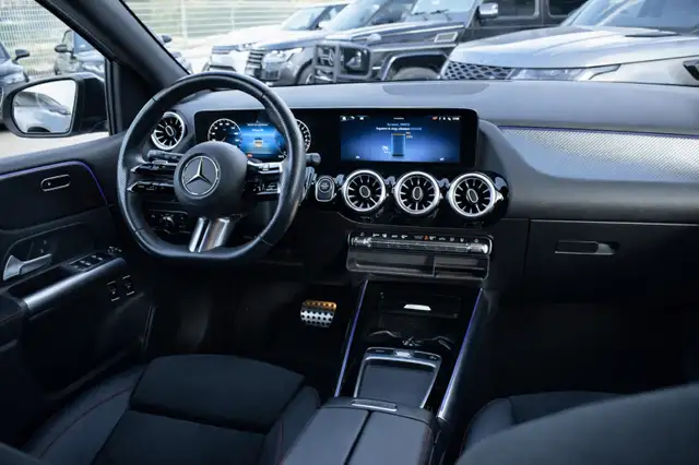 Mercedes-Benz B-Class view 4