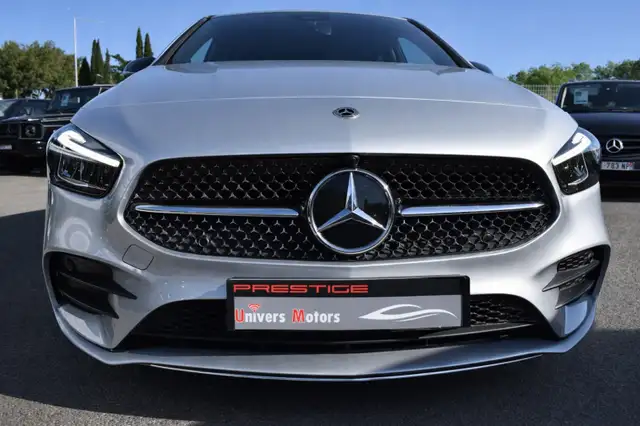 Mercedes-Benz B-Class view 3