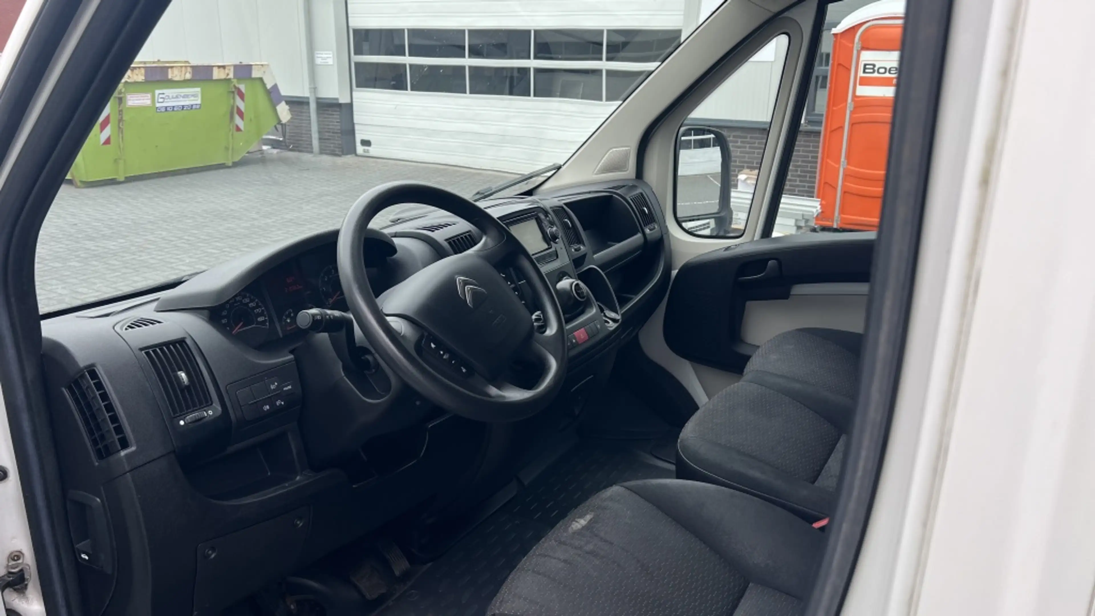Citroen Jumper 35 2.2 HDI L3H3 — photo 10