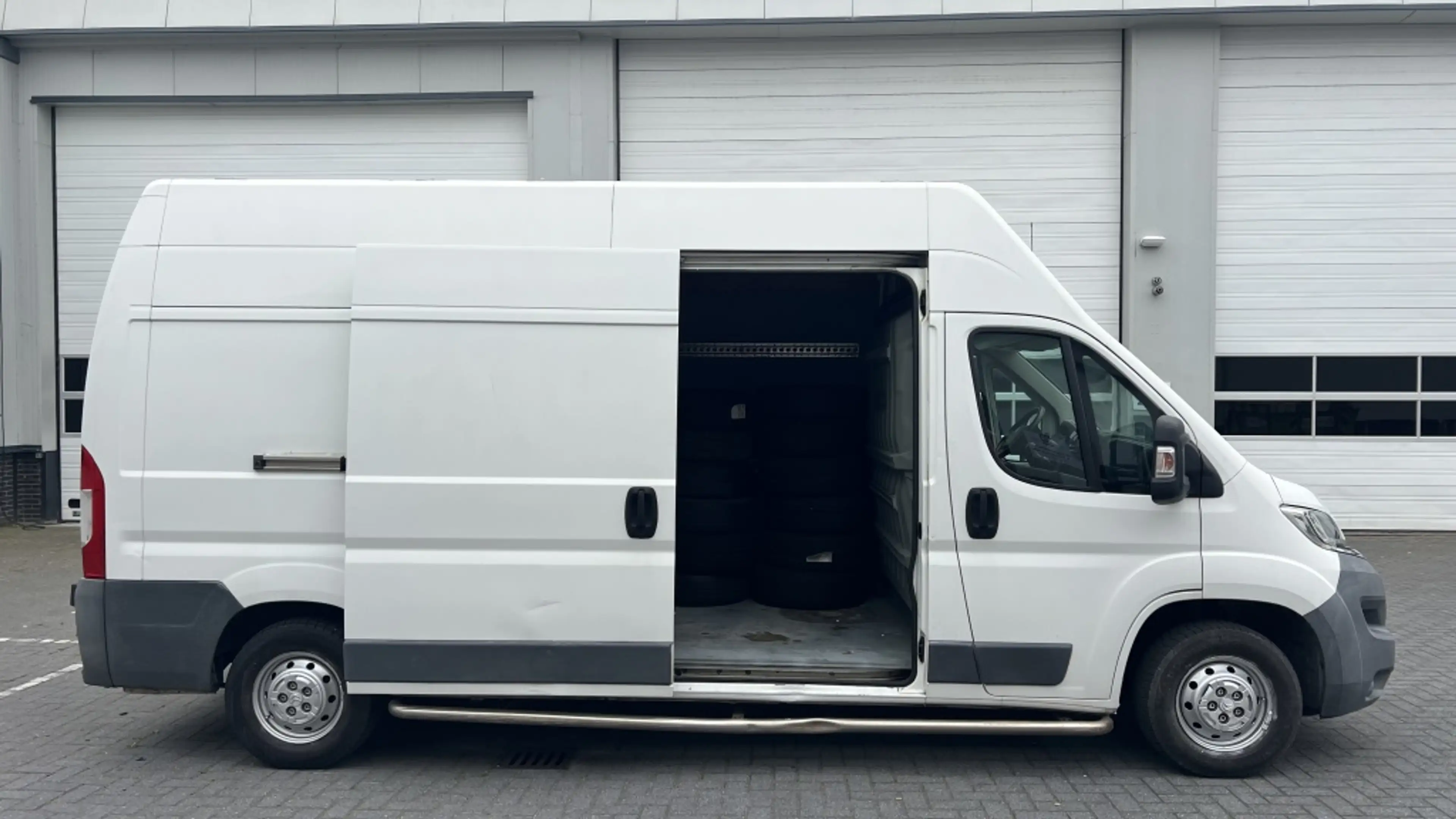 Citroen Jumper 35 2.2 HDI L3H3 — photo 15