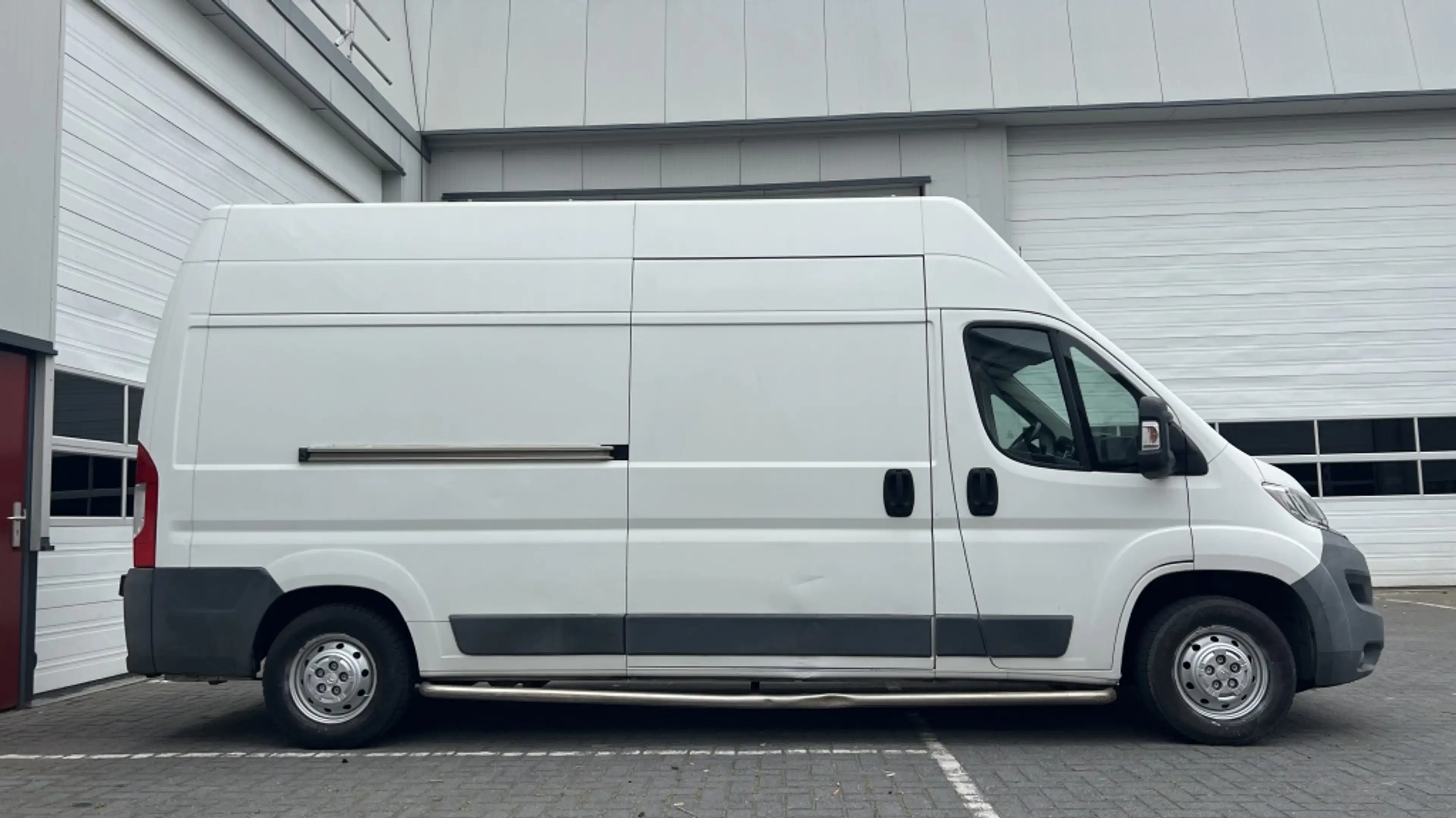 Citroen Jumper 35 2.2 HDI L3H3 — photo 4
