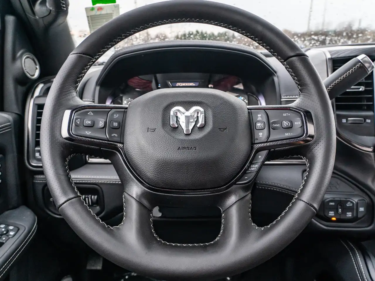RAM 2500 снимка RAM 2500