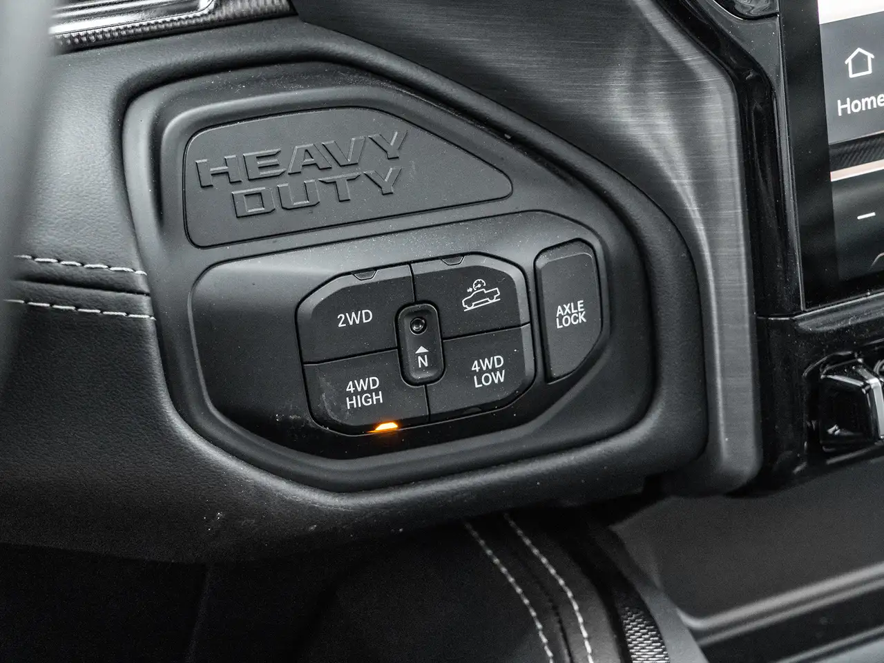 RAM 2500 снимка RAM 2500