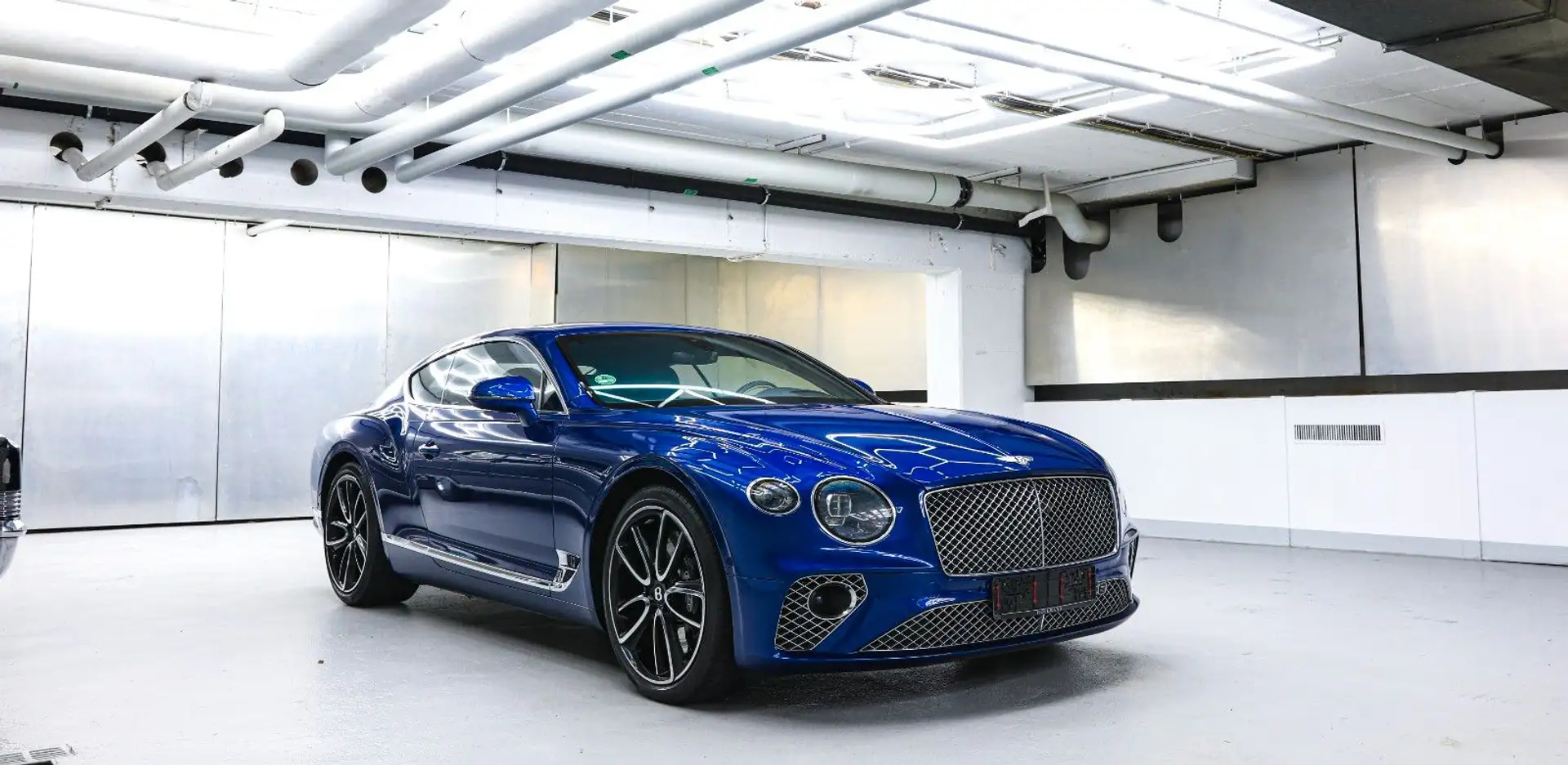 Bentley Continental GT 6.0 W12 First Edition Mulliner Blau - 2