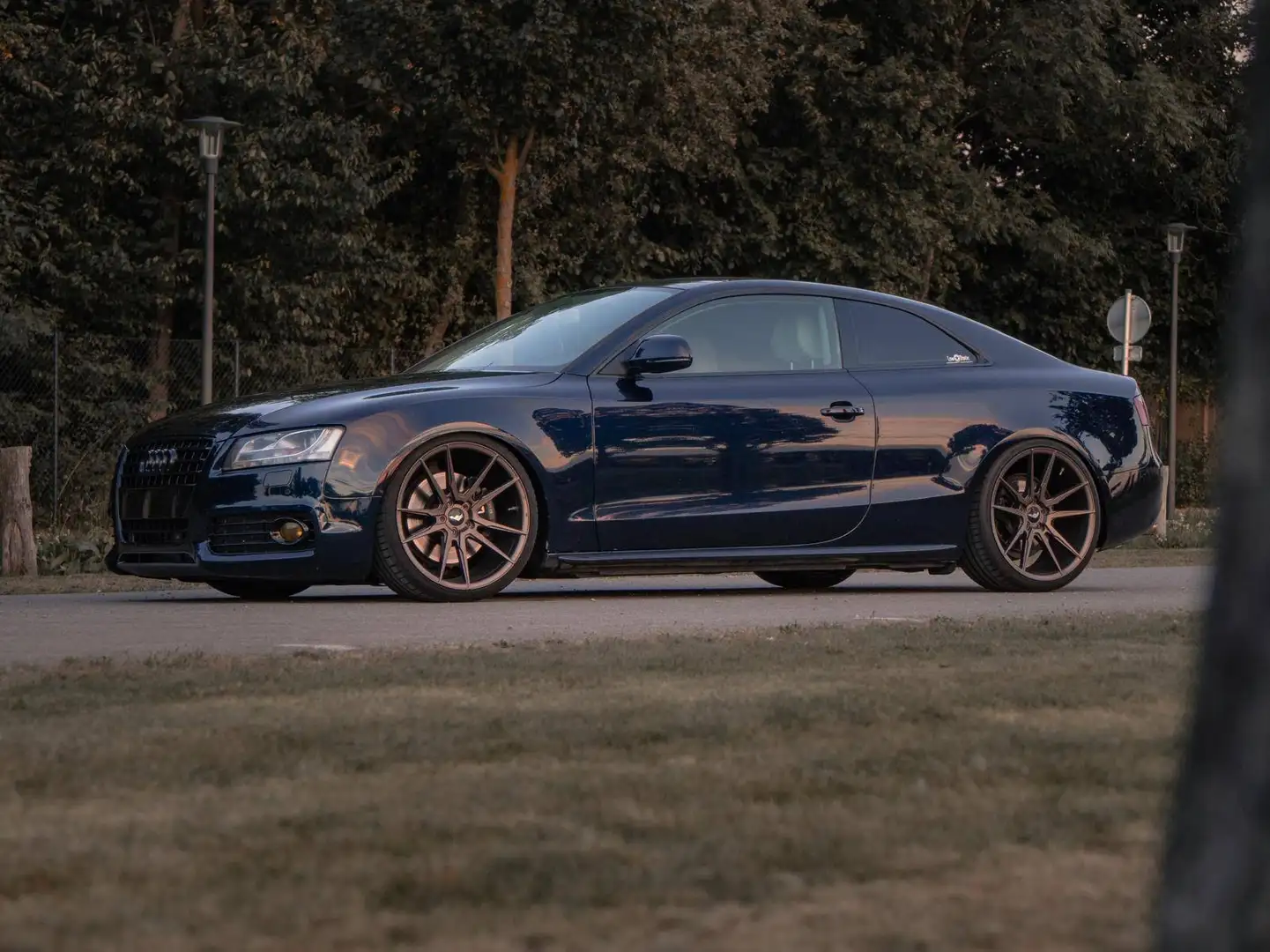 Audi A5 A5 Coupé 1,8 T FSI Blau - 1
