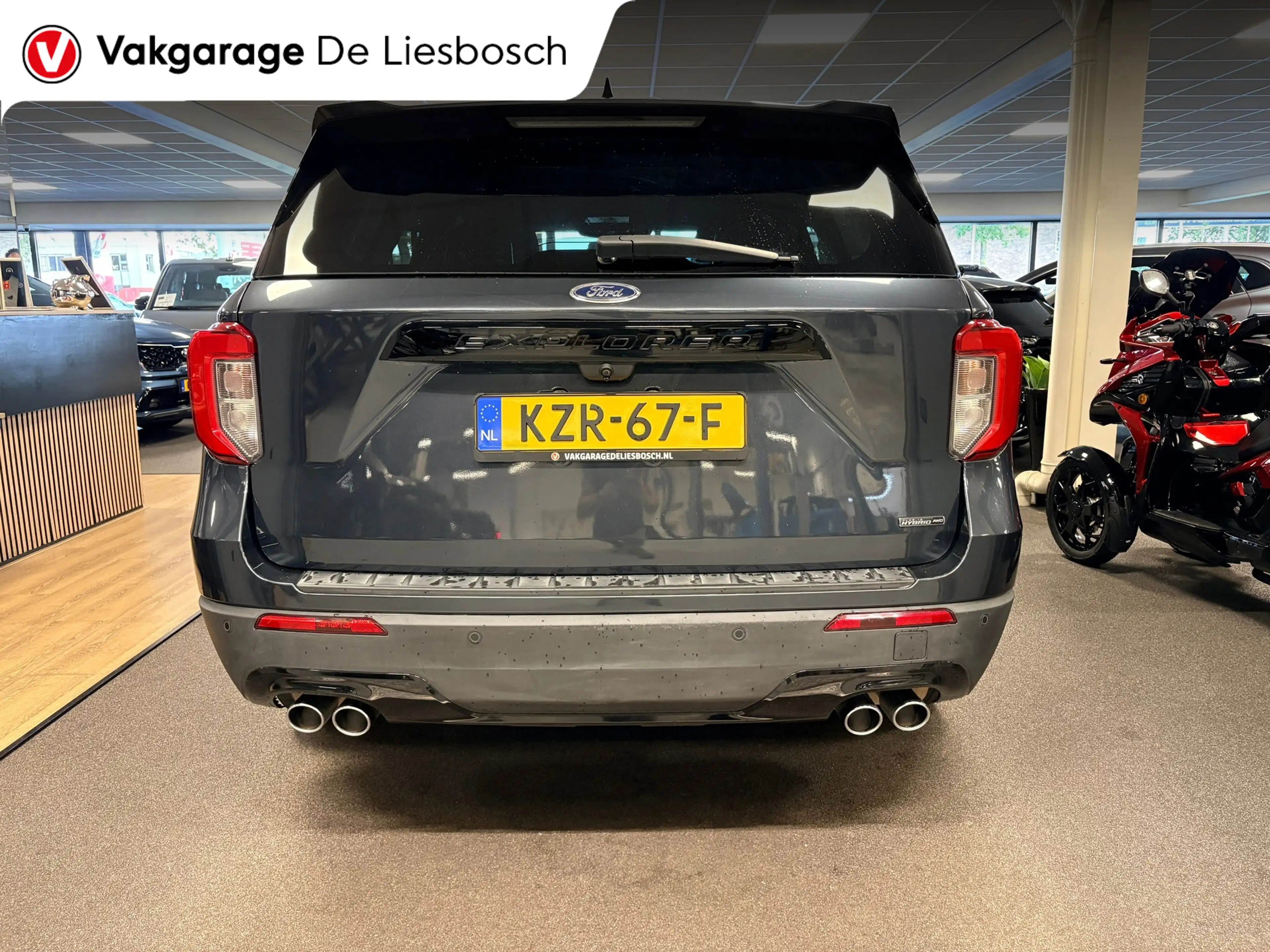 Ford Explorer 3.0 V6 EcoBoost PHEV ST-Line 7persoons / panorama- — photo 4