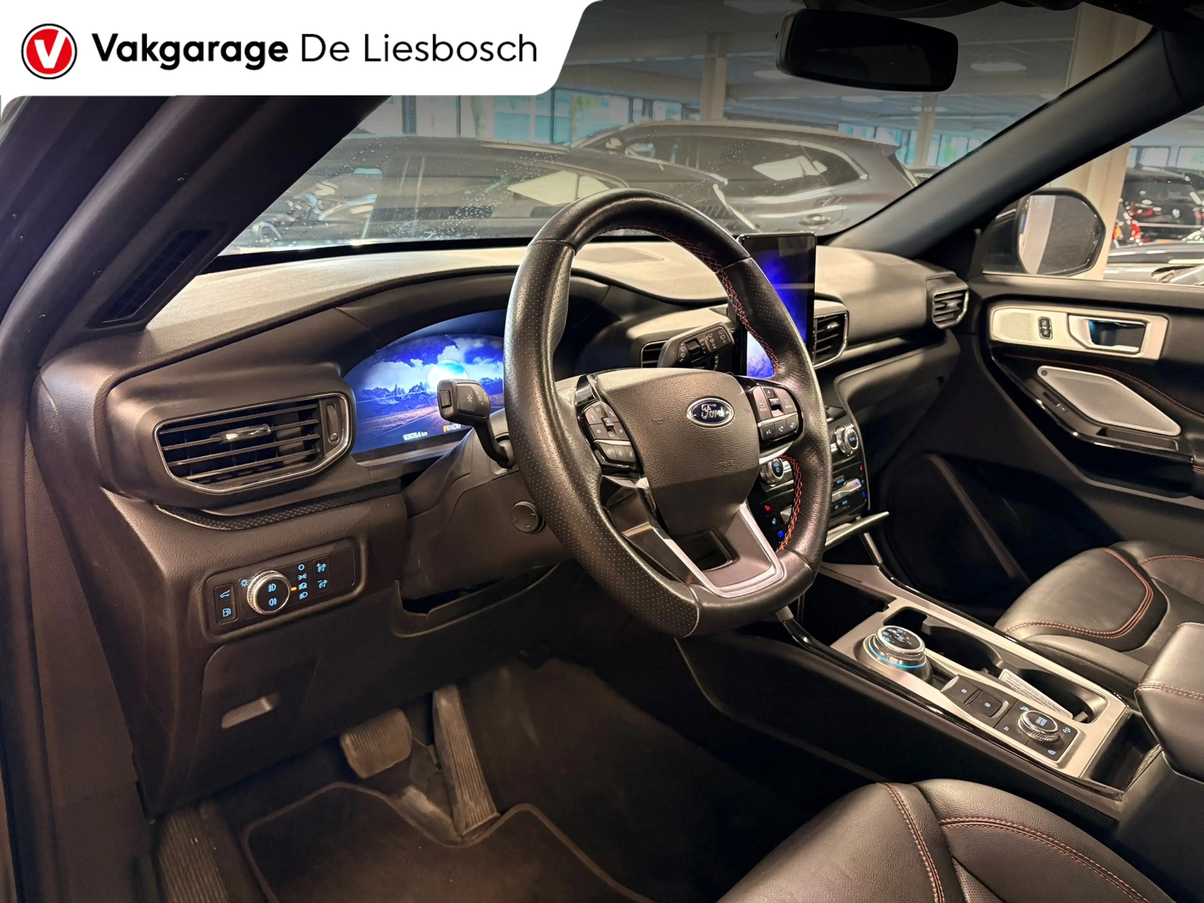 Ford Explorer 3.0 V6 EcoBoost PHEV ST-Line 7persoons / panorama- — photo 11