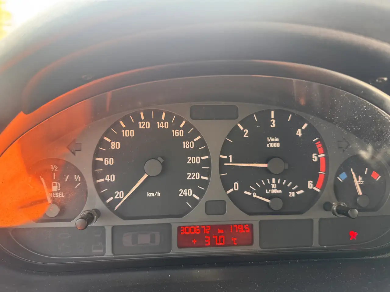 BMW 320d, foto 2