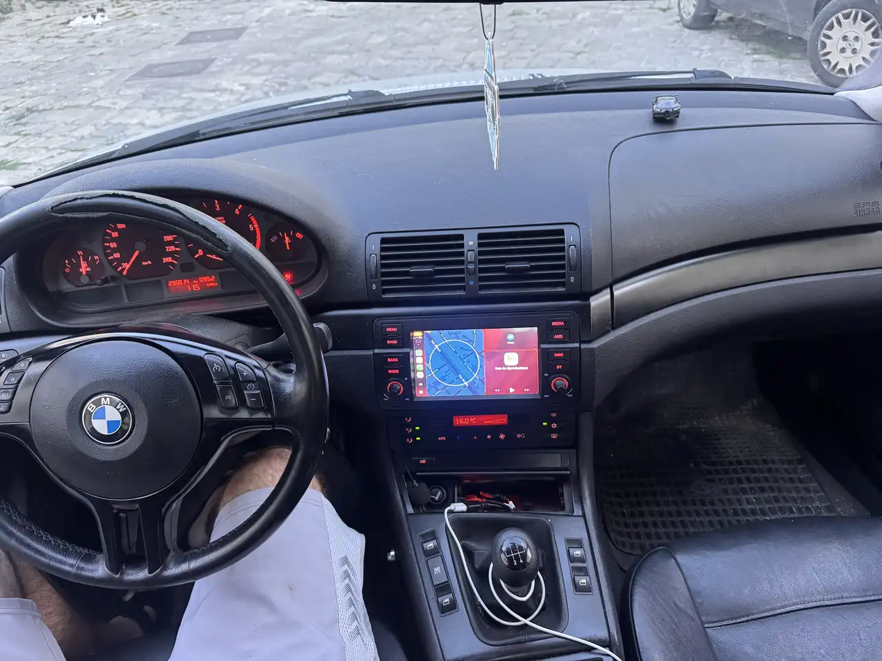 BMW 320d, foto 8