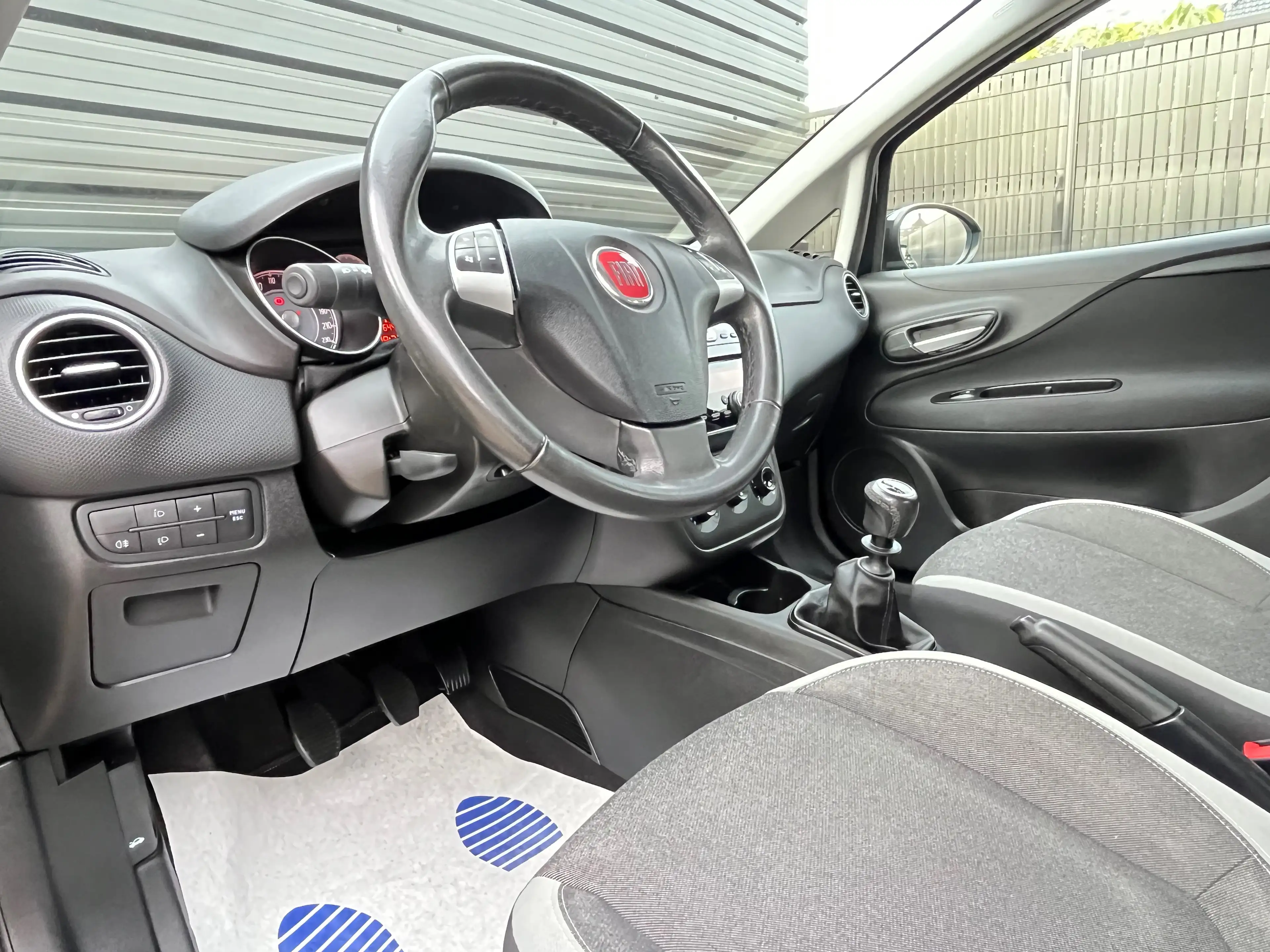 Fiat Punto 1.2i SPORT GARANTIE 12 MOIS — photo 11