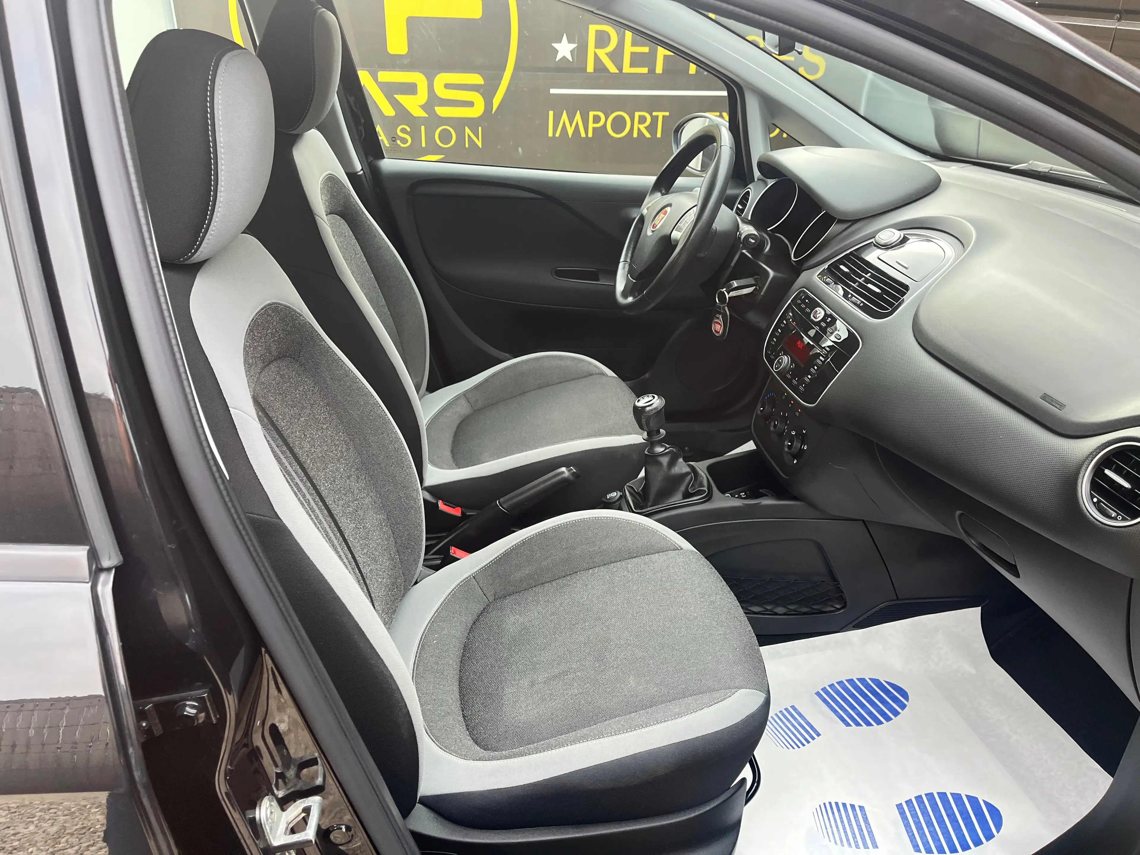 Fiat Punto 1.2i SPORT GARANTIE 12 MOIS — photo 8