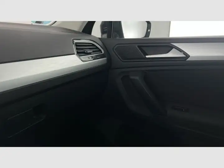Volkswagen Tiguan 2.0 TDI R Line DSG 2021, foto 44