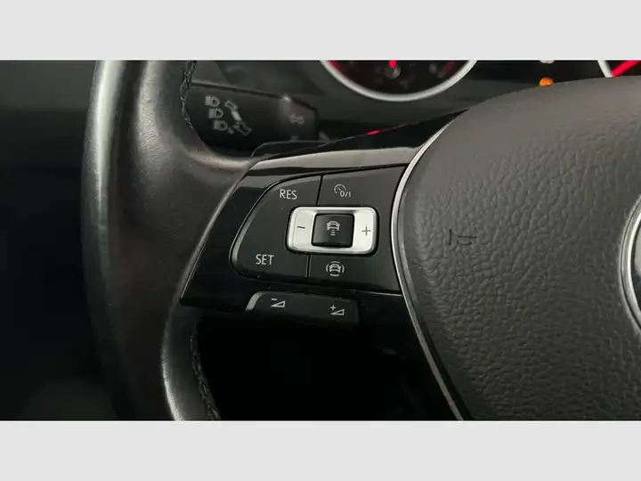 Volkswagen Tiguan 2.0 TDI R Line DSG 2021, foto 36