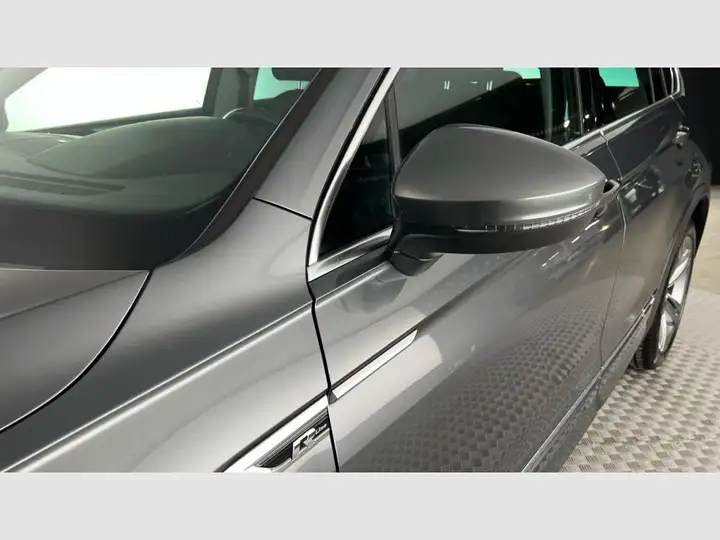 Volkswagen Tiguan 2.0 TDI R Line DSG 2021, foto 23