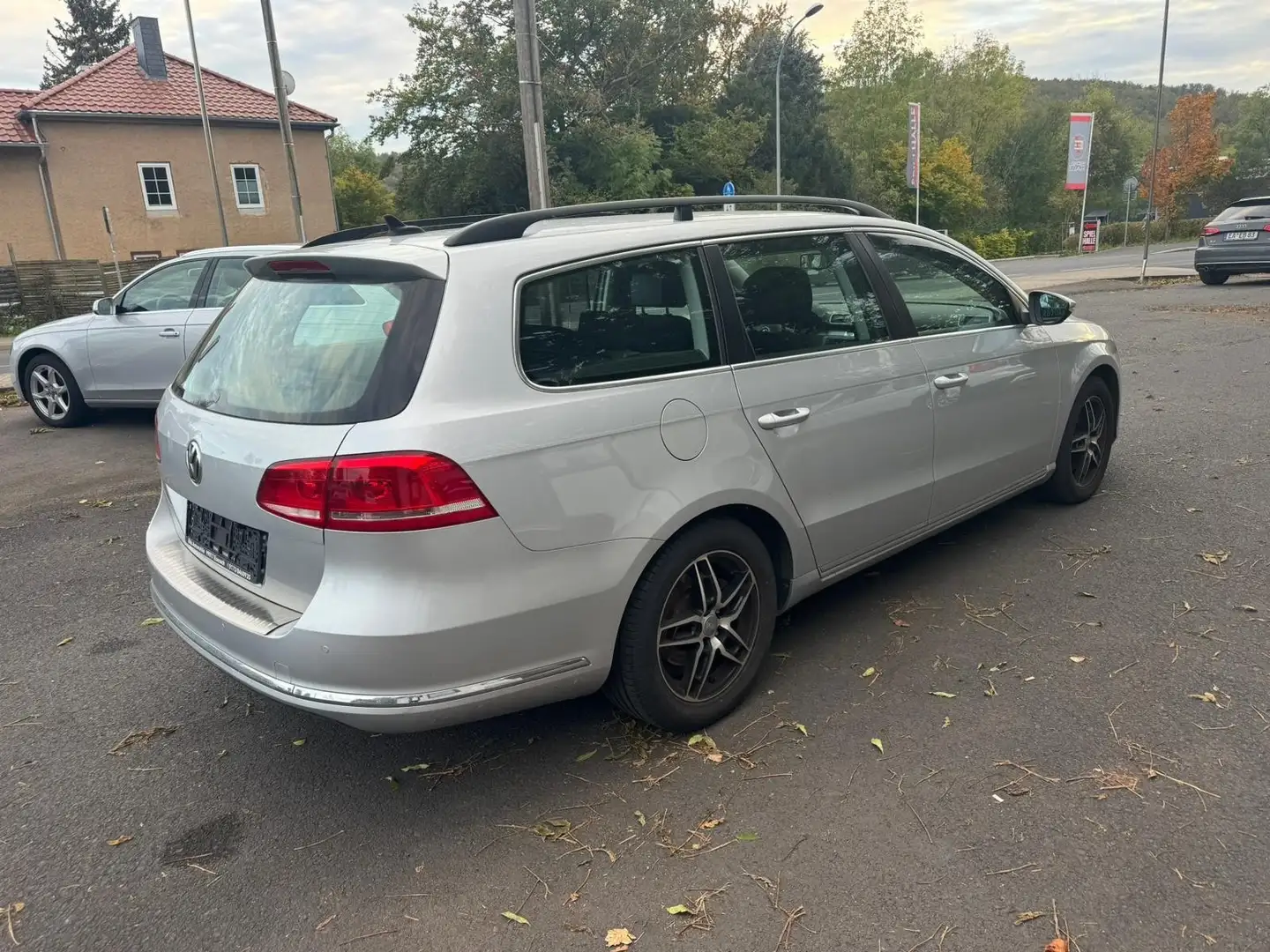 Volkswagen Passat 2.0 TDI BlueMotion Technology Exclusive - 2