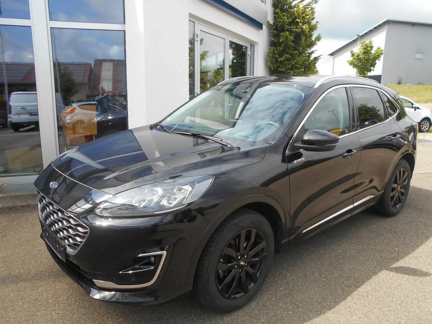 Ford Kuga Vignale Allrad m. Anhängerkupplung Noir - 1