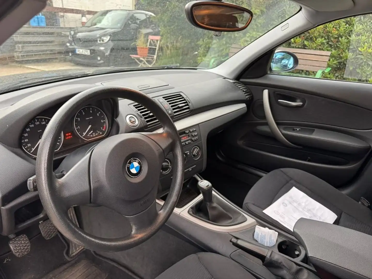 BMW 116 116i Noir - 2