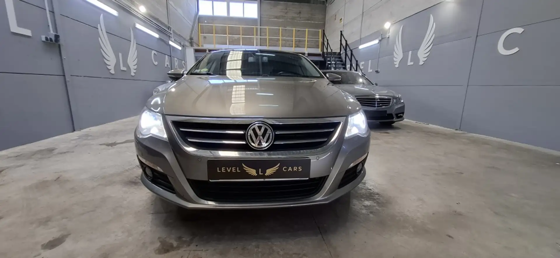 Volkswagen Passat CC 2.0TDI R Line DSG Beige - 1