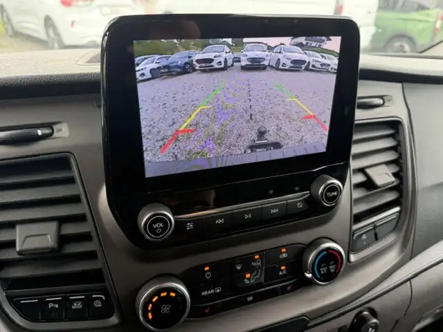 Ford Transit Custom view 13