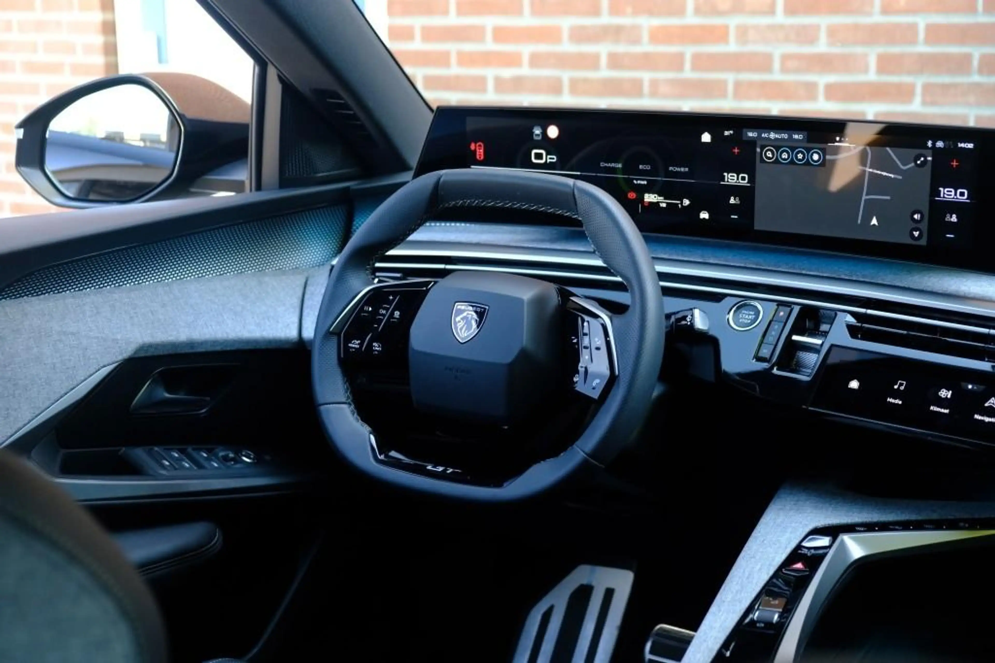 Peugeot 3008 1.2 Hybrid 145pk e-DCS6 GT | Navi | App Connect | — photo 11