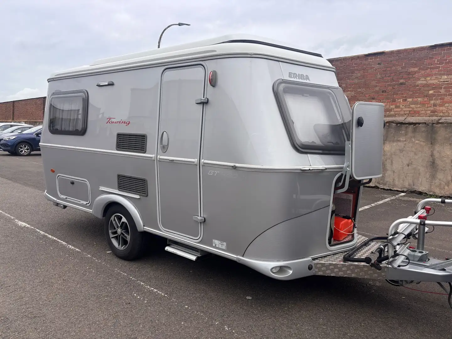 Hymer/Eriba Touring GT 420 Plateado - 1