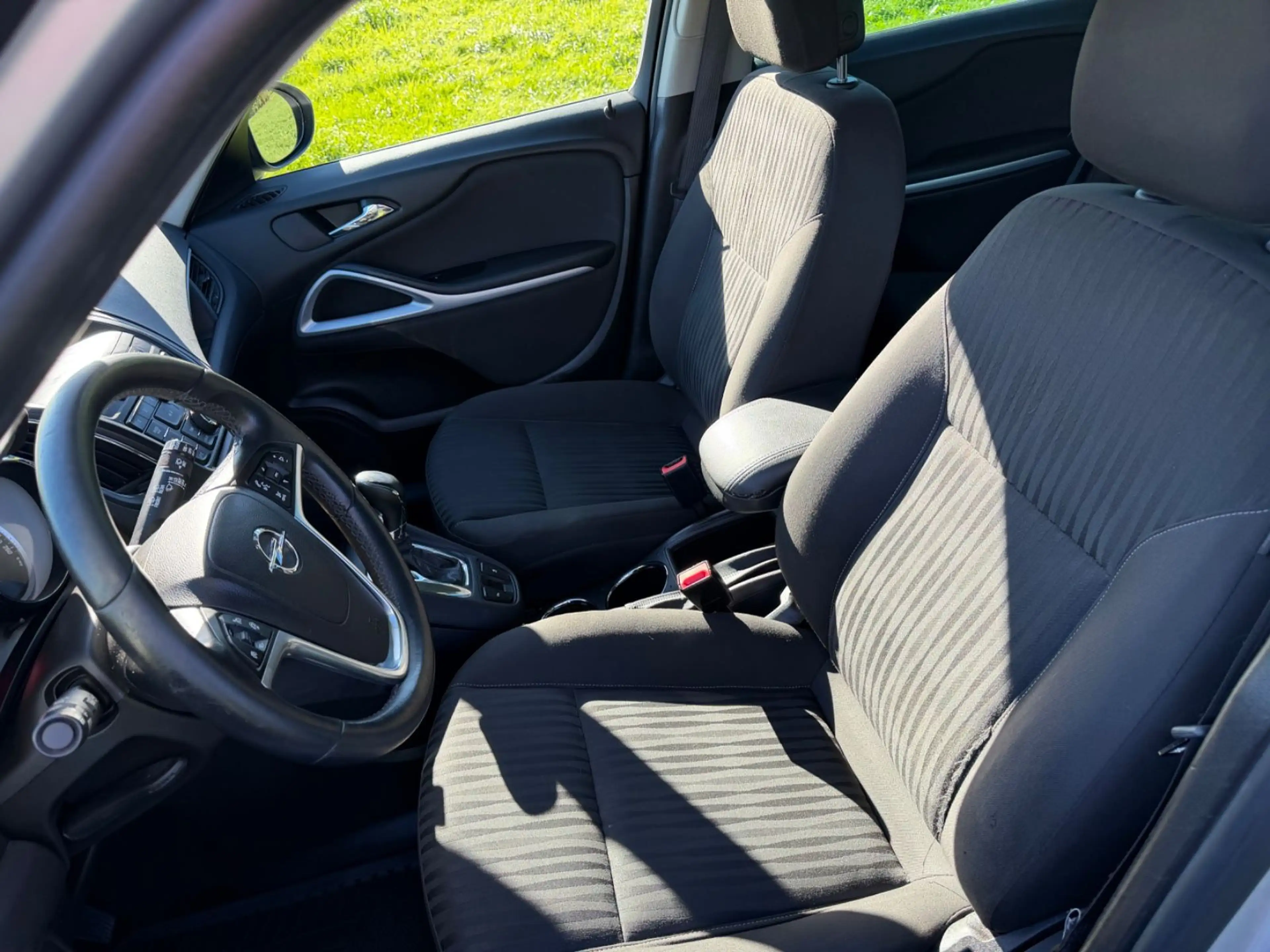 Opel Zafira C Tourer Automatik Edition 2.0CDTI — photo 14