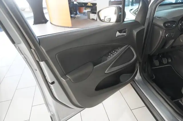 Opel Crossland view 14