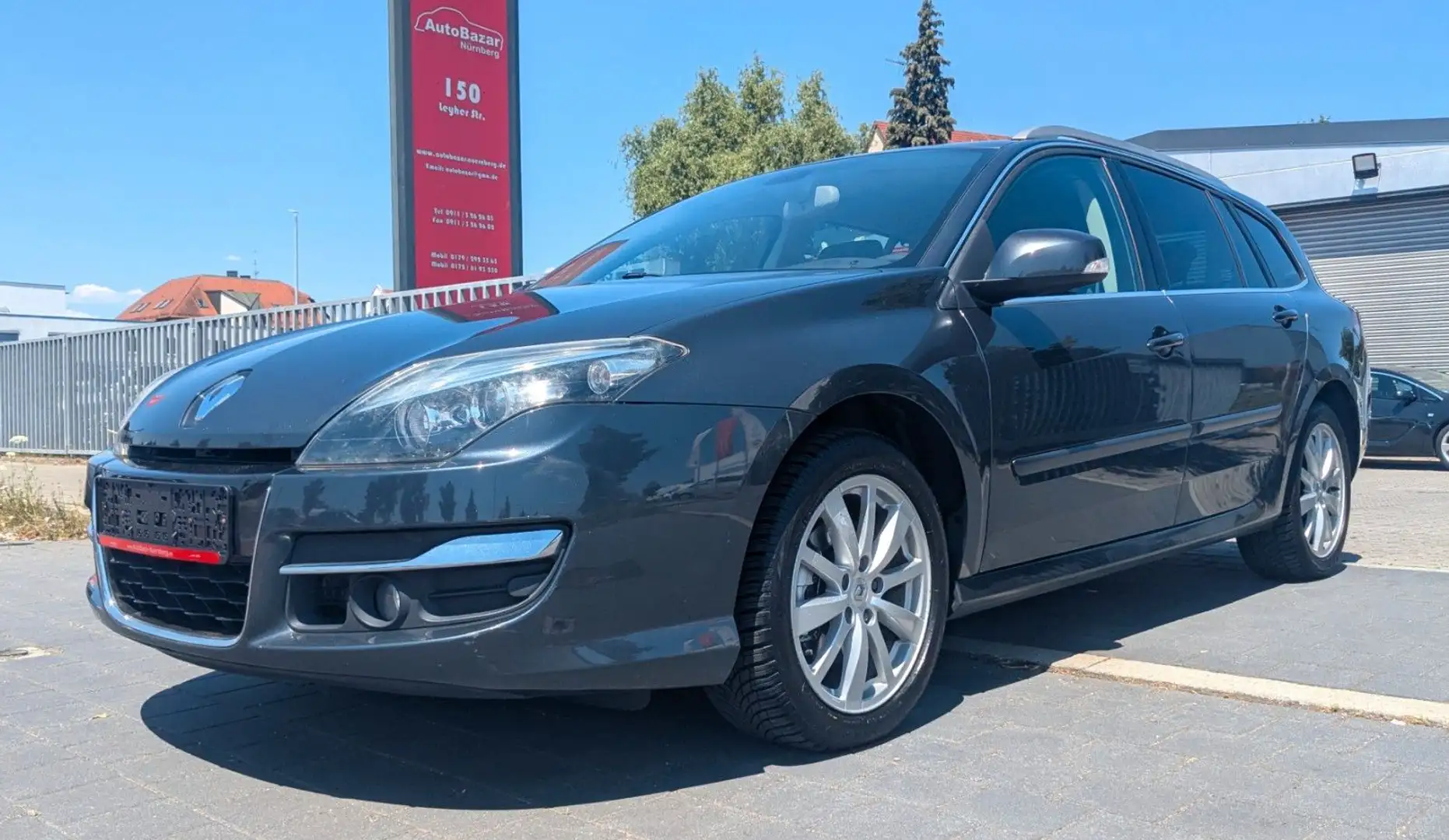 Renault Laguna III Grandtour Dyn. / Navi / T.Leder Grau - 1