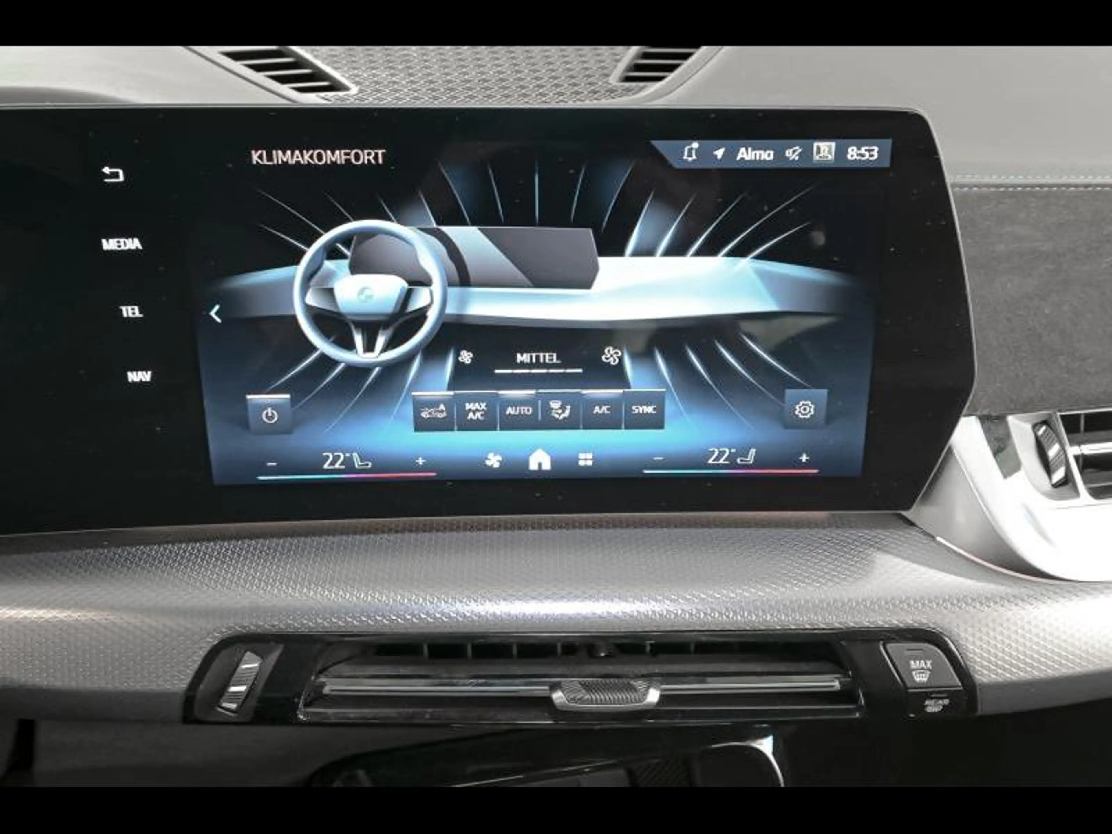 BMW iX2 xDrive30 - M Pack PRO — photo 12
