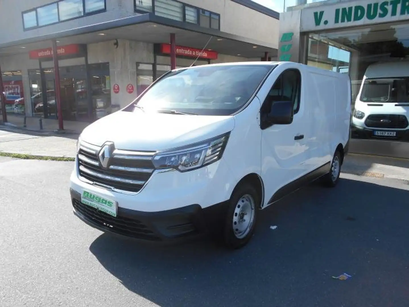 Renault Trafic RENAULT 2.0 BLUEDCI 130 CV FURGON CERRADO L Blanco - 1