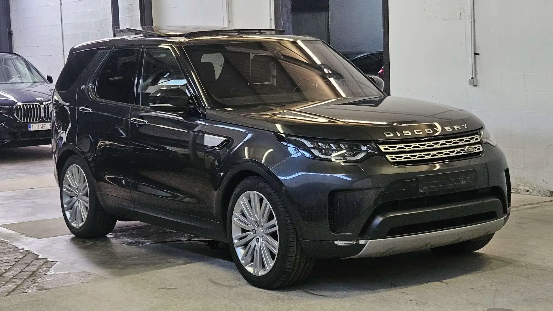 Land Rover Discovery 3.0 TD6 HSE Luxury 7pl. TVA INCL BTW INCL Gris - 1