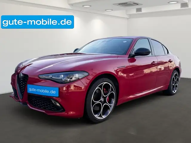 Alfa Romeo Giulia Competizione Q4| HARMAN KARDON |CarPlay
