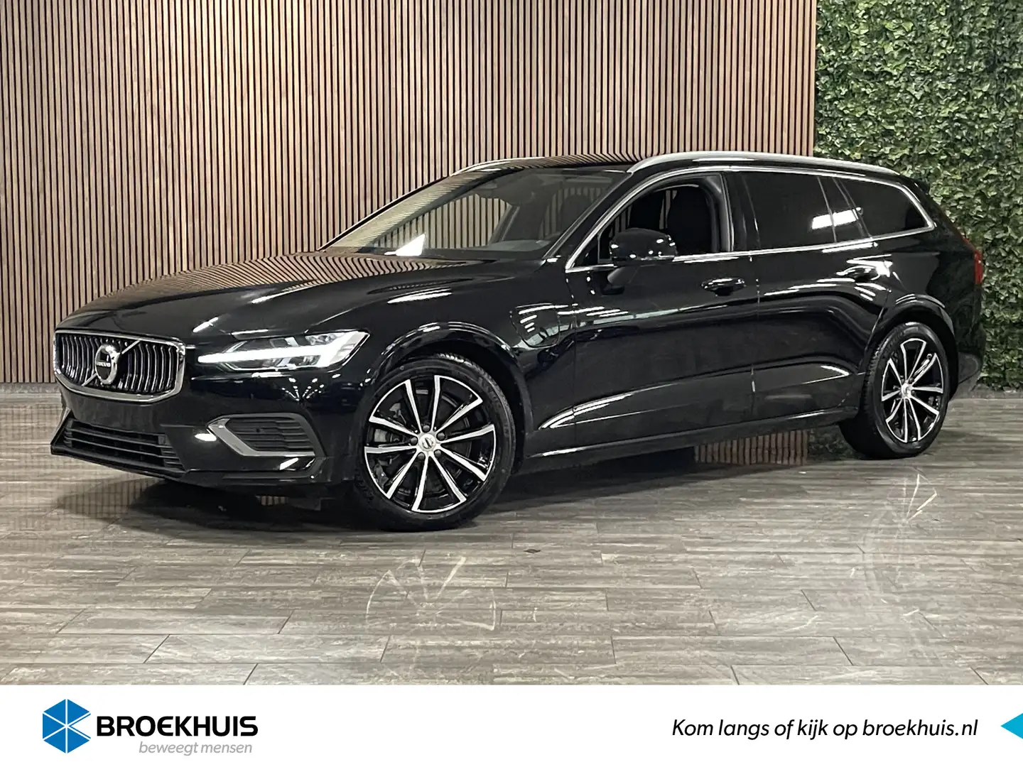 Volvo V60 T6 AWD Recharge Plus Bright | Adaptieve Cruise Con Schwarz - 1