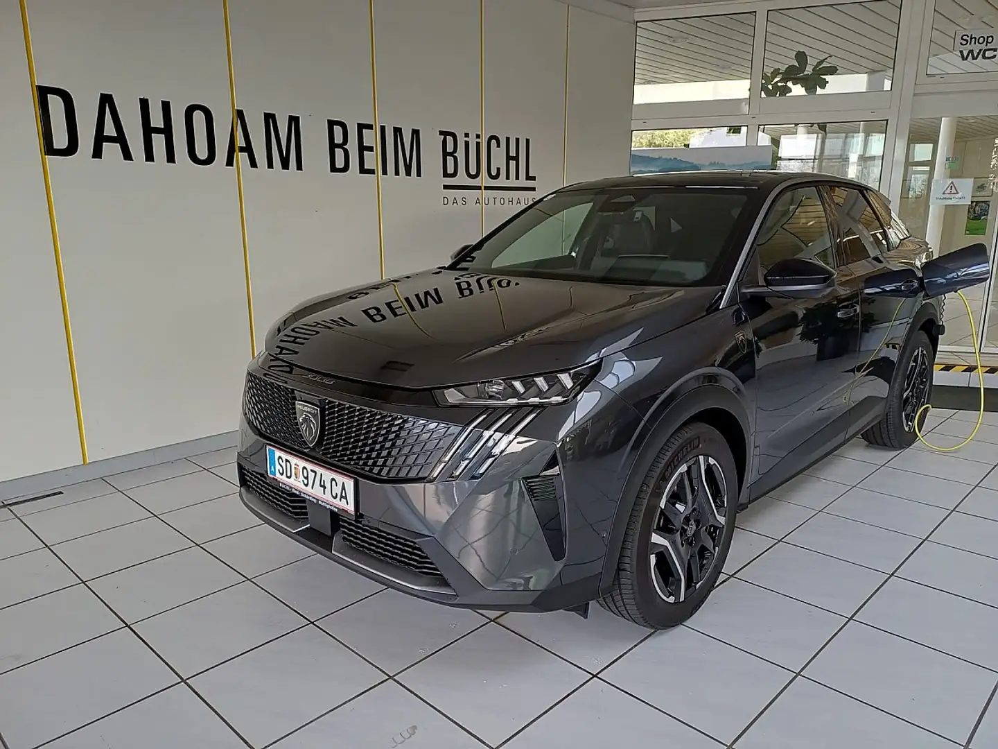 Peugeot 3008 PHEV 195 E-DCS7 GT Aut. Grau - 2
