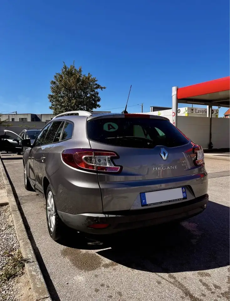 Renault Megane Grandtour — photo 4