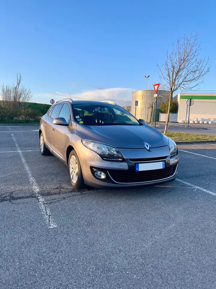 Renault Megane Grandtour — photo 3