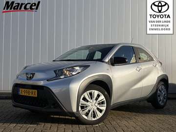 1.0 VVT-i MT Play NL Auto Dealer Onderhouden Carpl