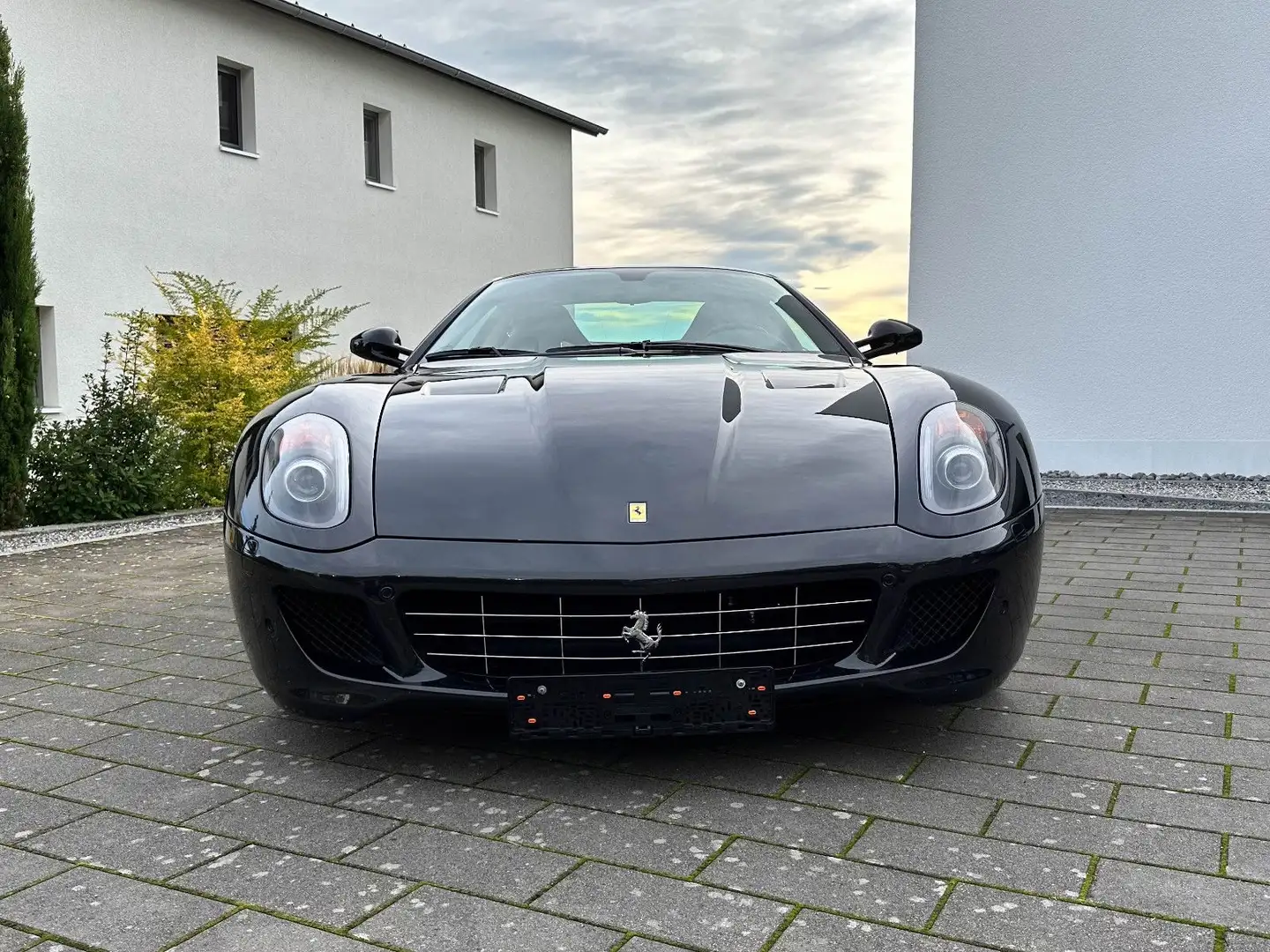 Ferrari 599 F1 SHIELDS CARBON LED BOSE MWST Schwarz - 2