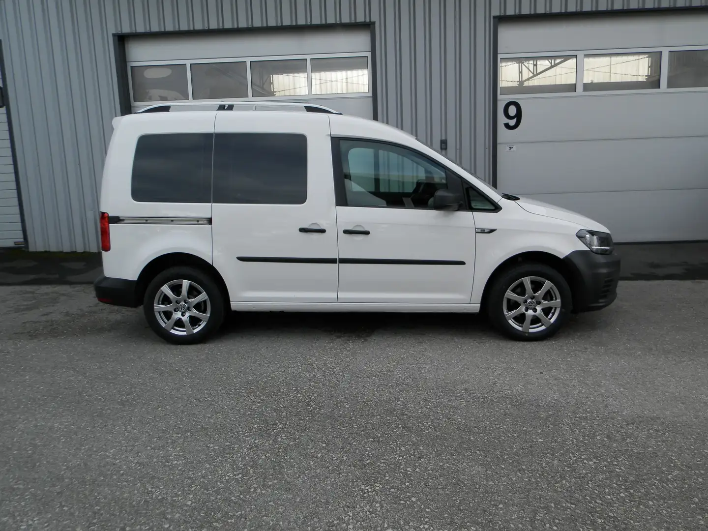 Volkswagen Caddy Kombi BMT Weiß - 1
