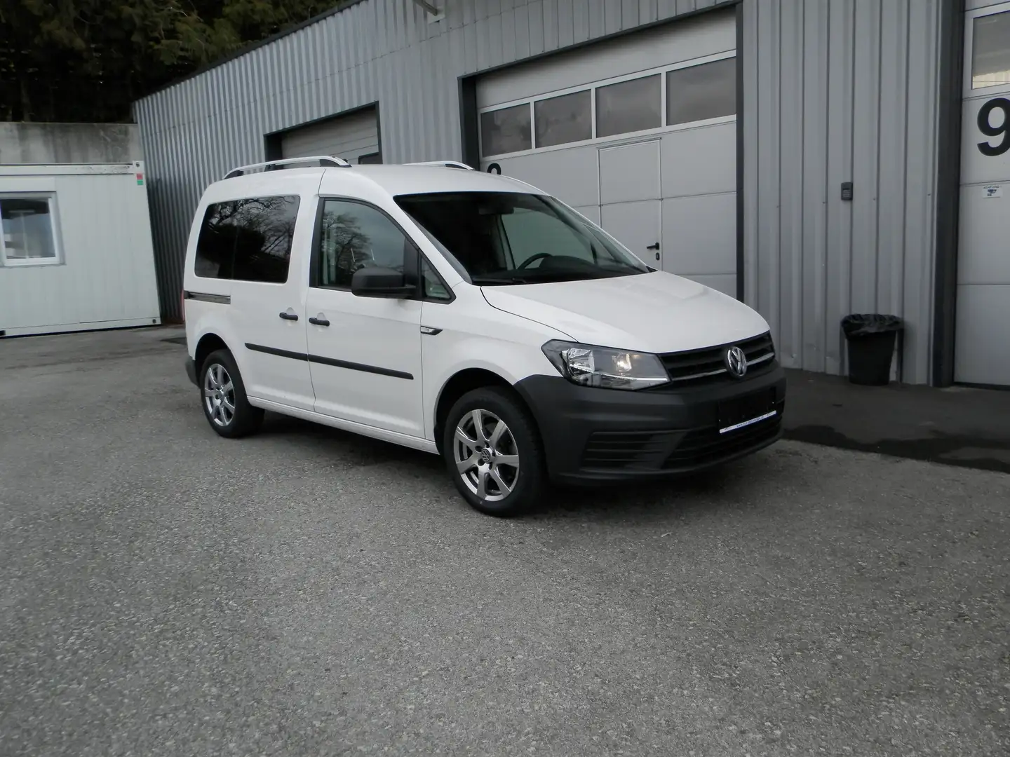 Volkswagen Caddy Kombi BMT Weiß - 2