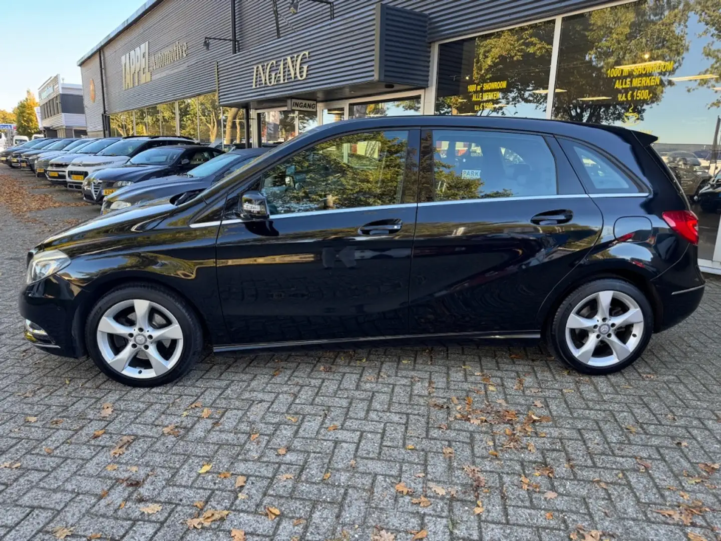 Mercedes-Benz B 200 Trekhaak/Nav Prestige Zwart - 2