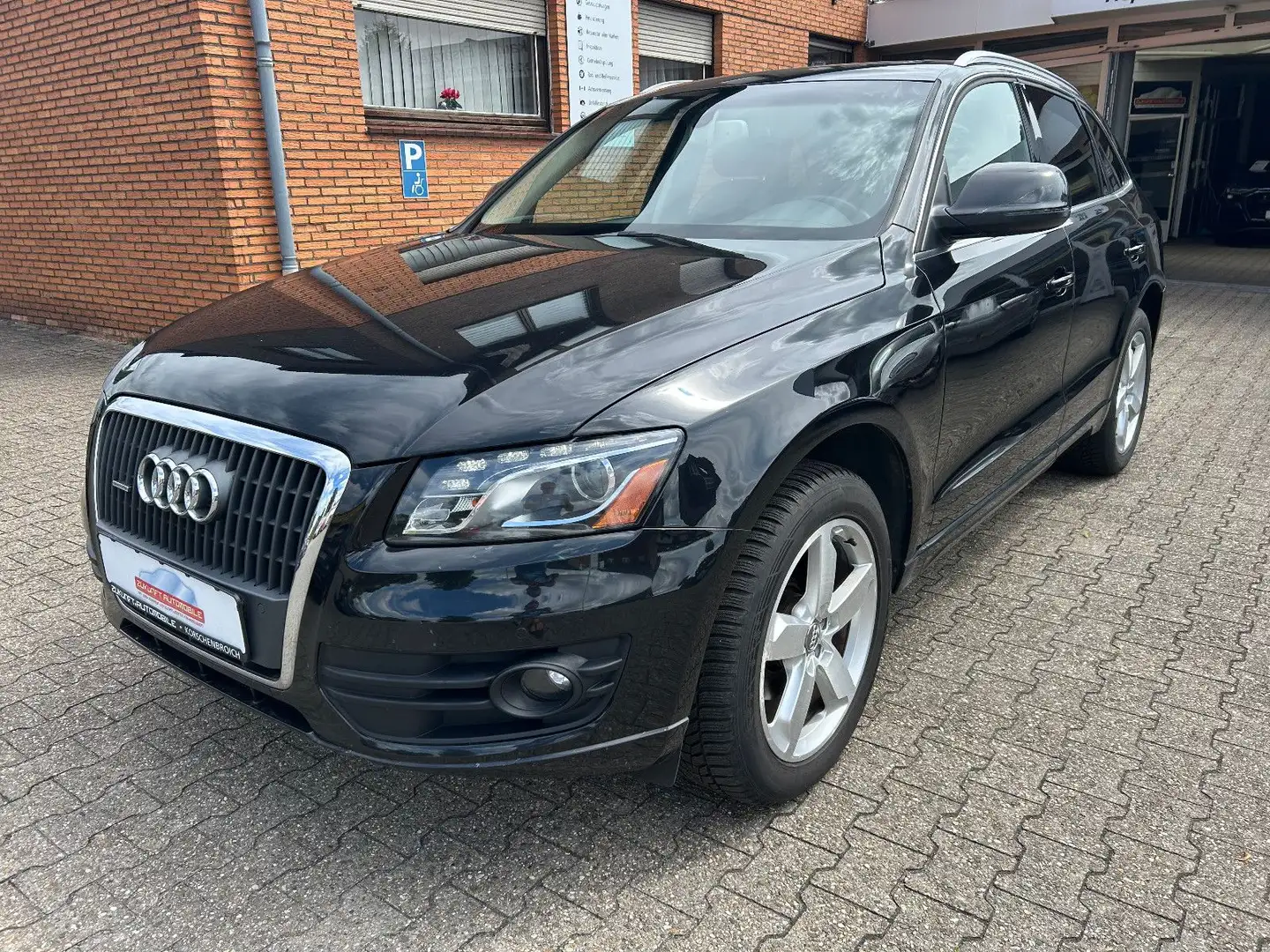 Audi Q5 2.0 TFSI tiptronic quattro Schwarz - 2