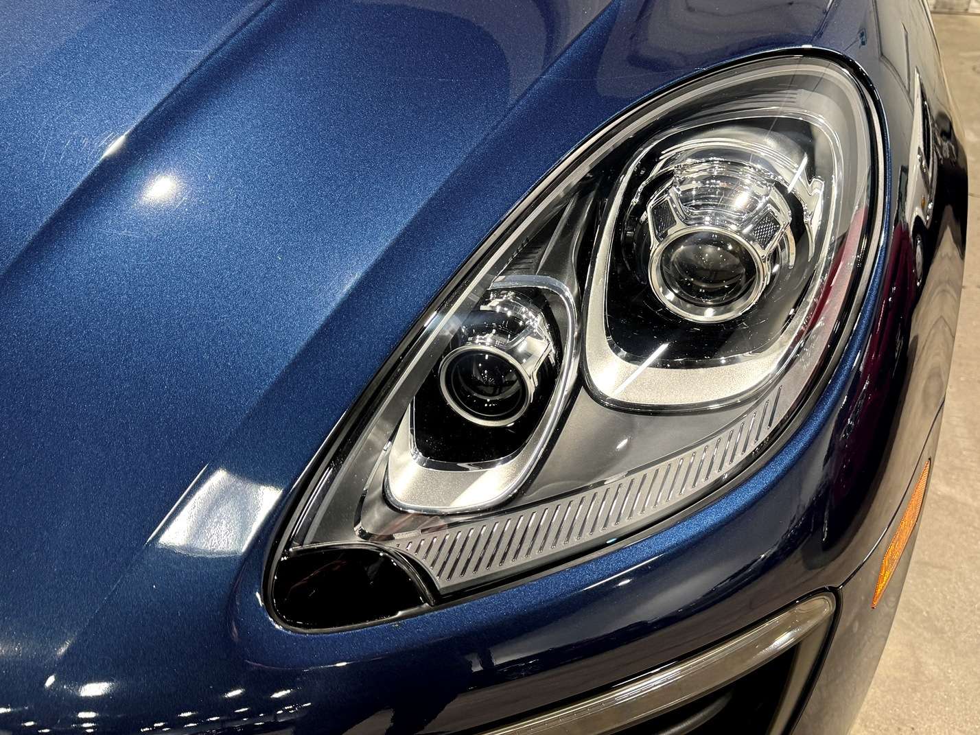 2017 Porsche Macan S,PREMIUM PLUS PKG,20" RS SPYDER WHEELS,ONLY 49K thumb 49