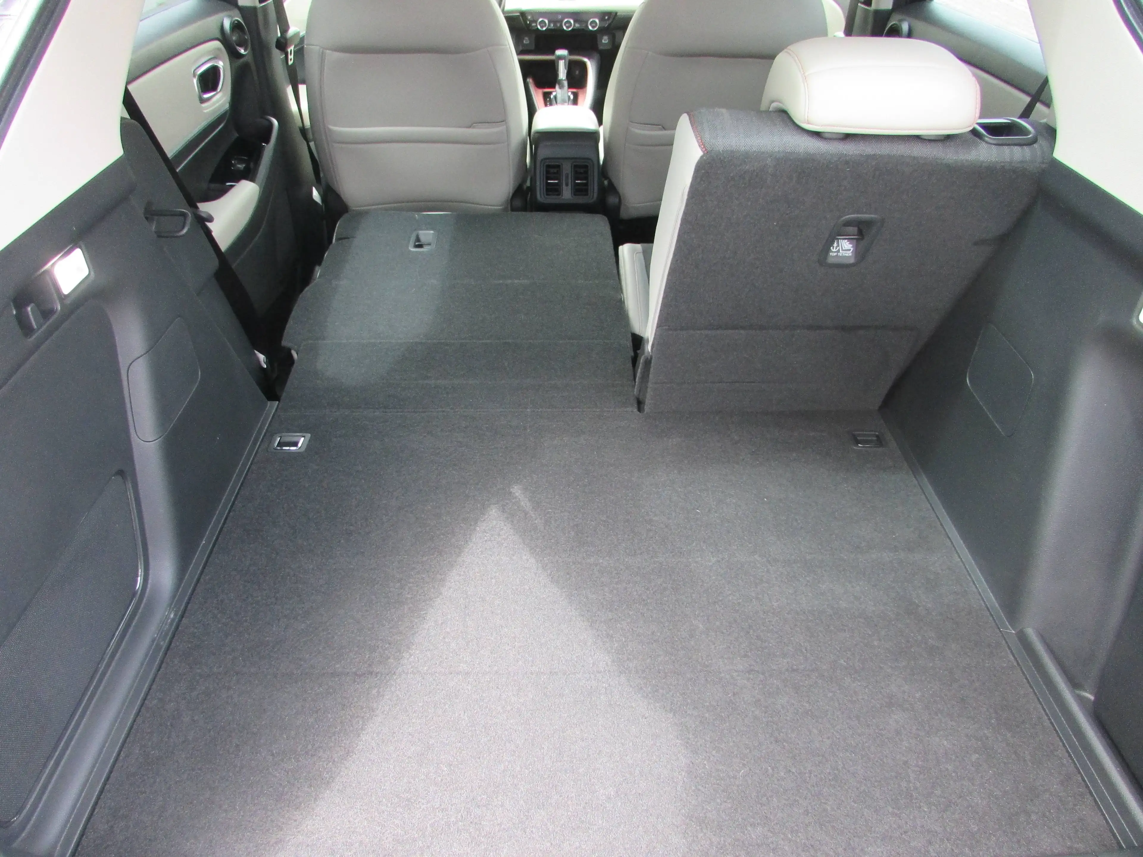 Honda HR-V Advance Style, LED, Kamera NAVI, ACC, DAB, i-MID — photo 10