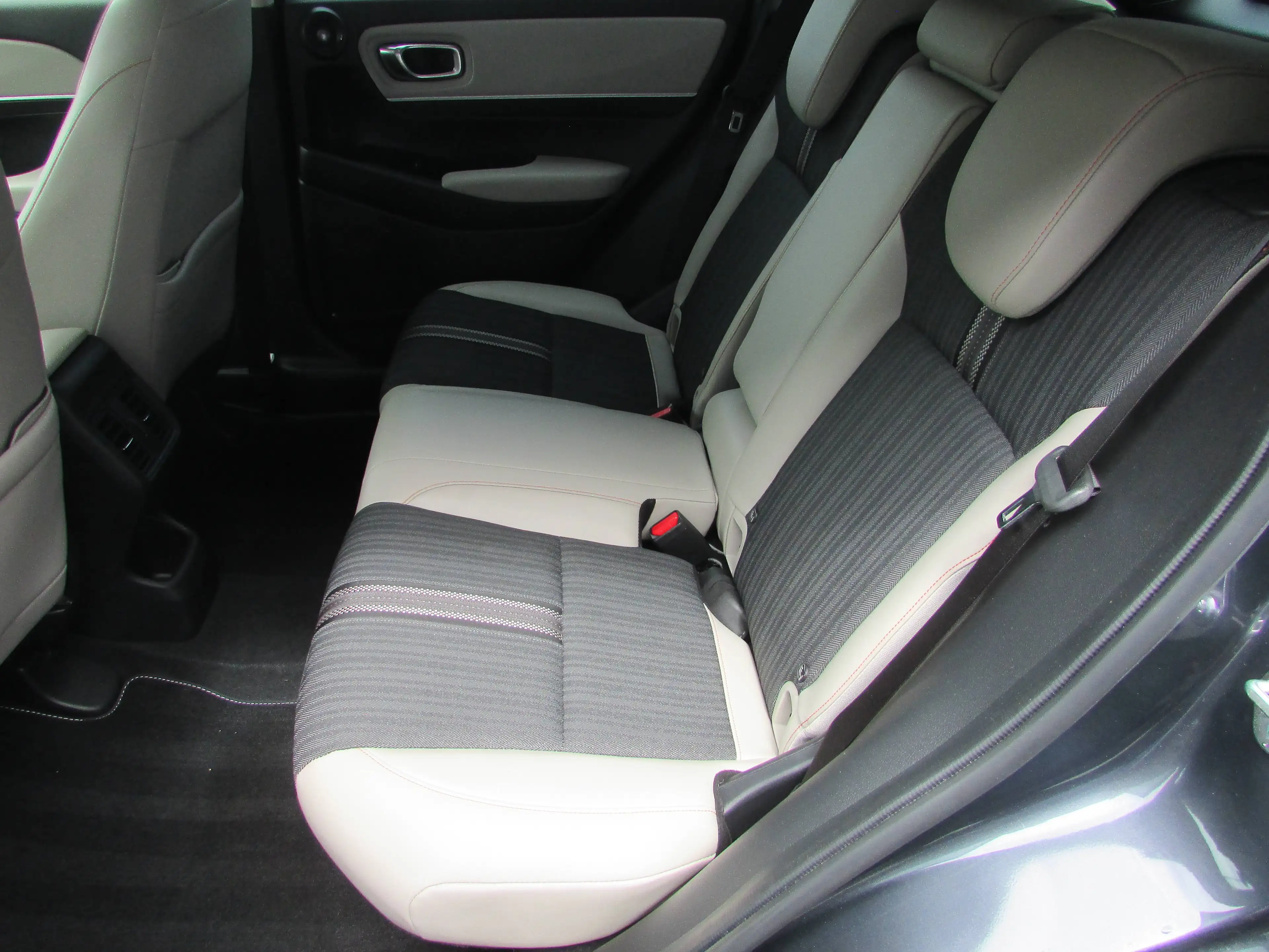 Honda HR-V Advance Style, LED, Kamera NAVI, ACC, DAB, i-MID — photo 8