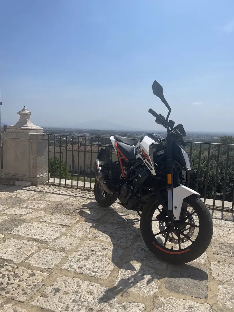 KTM 125 Duke abs - 1