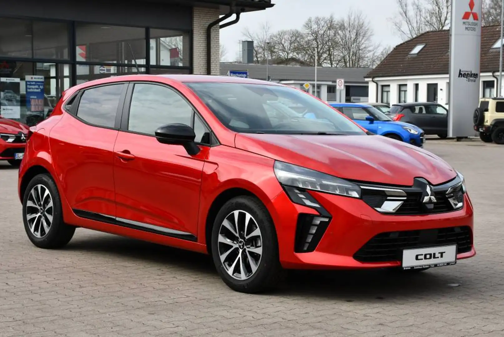 Mitsubishi Colt PLUS 1,0 I 6MT Turbo-Benziner Rojo - 2